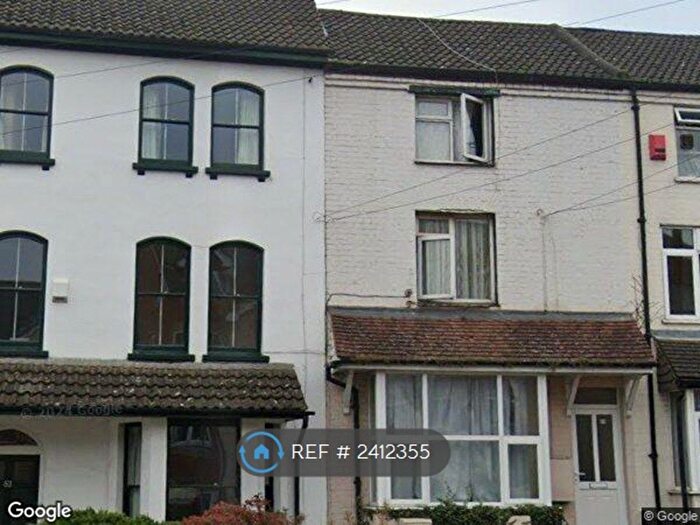 1 Bedroom Flat To Rent In Buckingham Road, Aylesbury, HP19