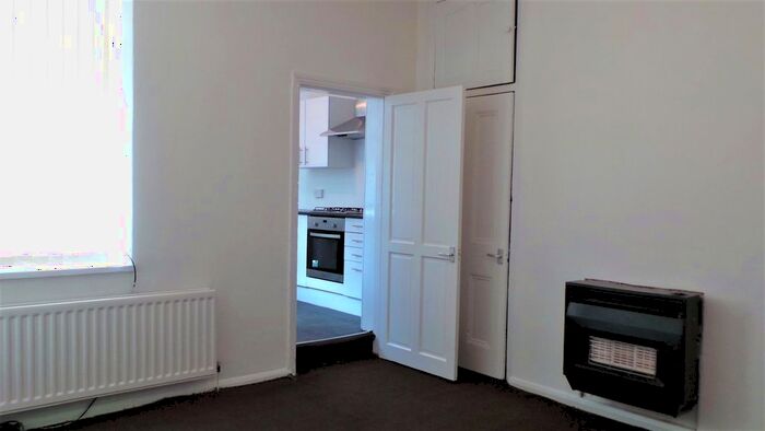 2 Bedroom Flat To Rent In Colliery Road, Gateshead, NE11
