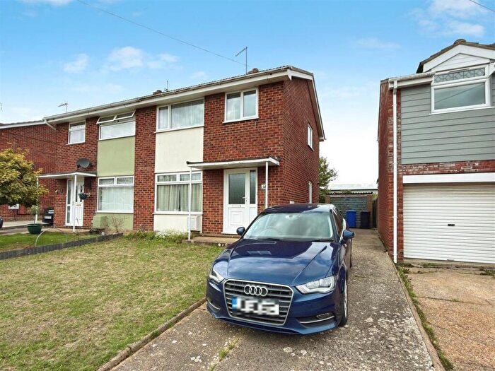 3 Bedroom Semi-Detached House For Sale In Brendon Close, Oulton Broad, Lowestoft, Suffolk, NR32