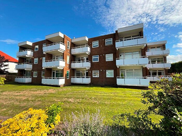 2 Bedroom Flat For Sale In Sherwood Lodge, Lulworth Road, Birkdale, Southport, PR8