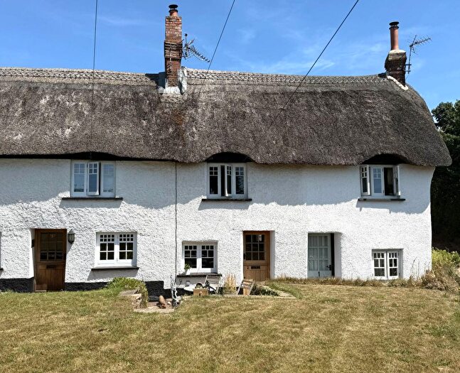 3 Bedroom Cottage For Sale In Castle Lane, Exmouth, EX8
