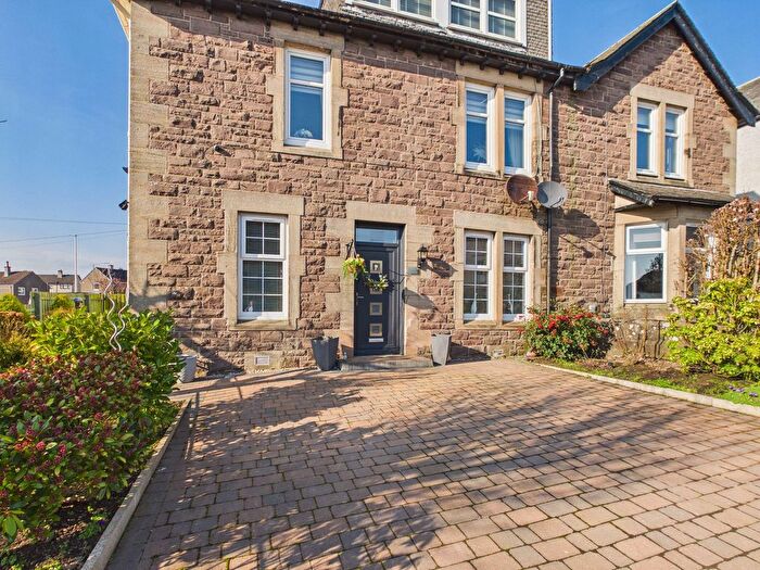 2 Bedroom Flat For Sale In St. Leonard Street, Lanark, ML11