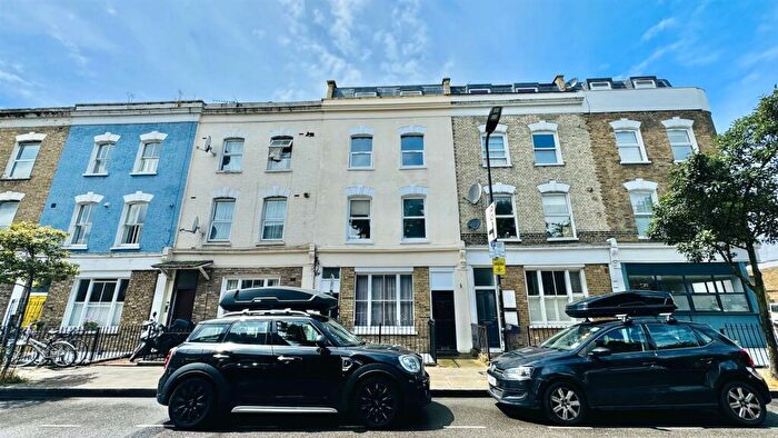 2 Bedroom Maisonette To Rent In Nevill Road, N16