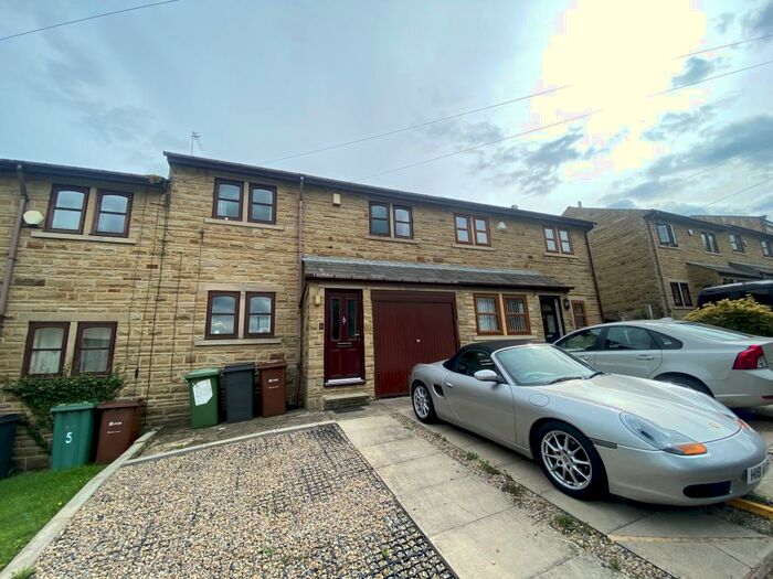 3 Bedroom Mews To Rent In Claremont, Pudsey, LS28