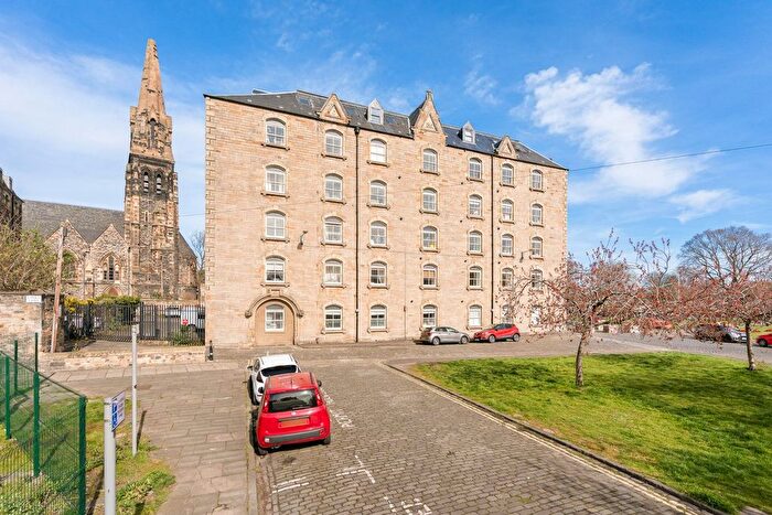 2 Bedroom Flat For Sale In Johns Place, Edinburgh, EH6