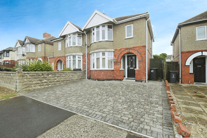 3 Bedroom Semi-Detached House For Sale In Church Walk North, Swindon, SN25