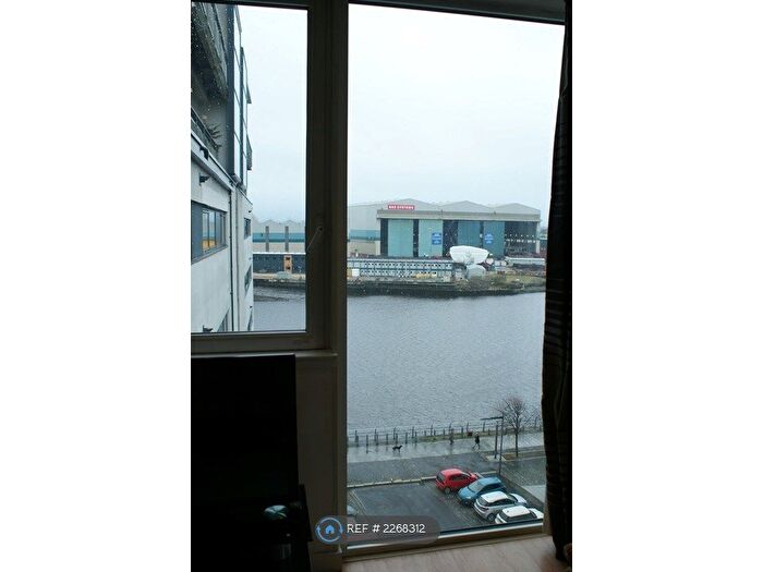 2 Bedroom Flat To Rent In Castlebank Place, Glasgow City, G11