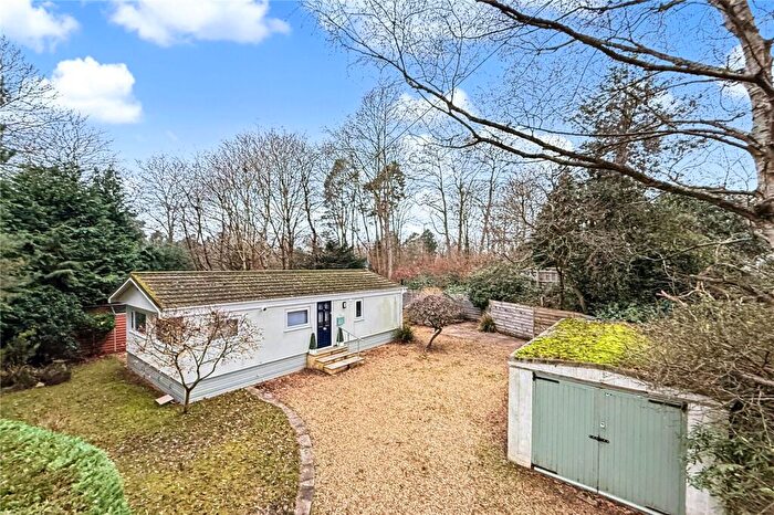 2 Bedroom Detached House For Sale In The Plateau, Warfield Park, Bracknell, Berkshire, RG42