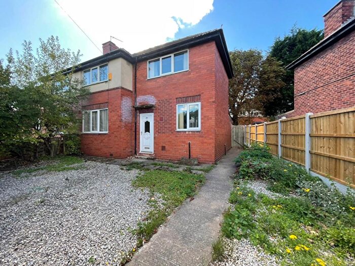 2 Bedroom Semi-detached House For Sale In Hastings Crescent, Castleford, WF10