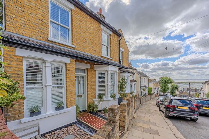 2 Bedroom Semi-Detached House For Sale In Hadleigh Road, Leigh-On-Sea, SS9