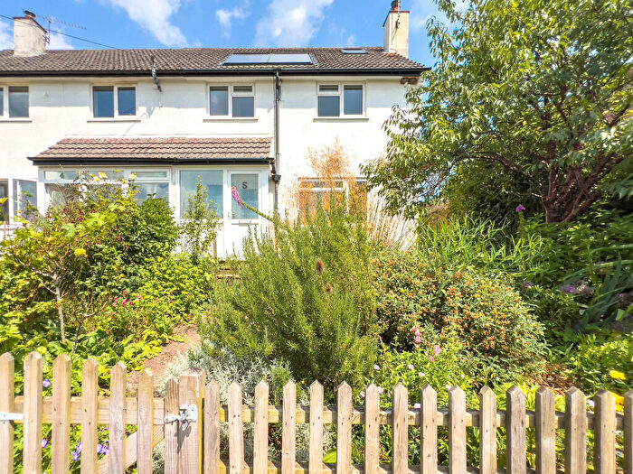 3 Bedroom End Of Terrace House For Sale In Longdown, Exeter, EX6