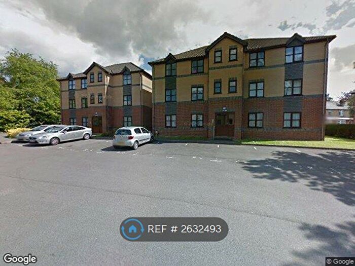 2 Bedroom Flat To Rent In Southampton, Southampton, SO16