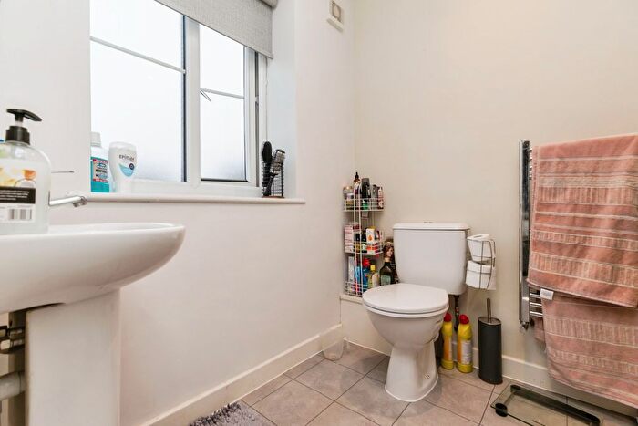 4 Bedroom Detached House For Sale In Meadowbrook Rise, Grimshaw Park, Blackburn, Lancashire, BB2