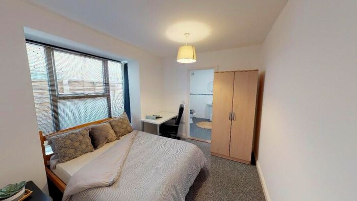 1 Bedroom House Of Multiple Occupation To Rent In Margate Road, Southsea, Hampshire, PO5