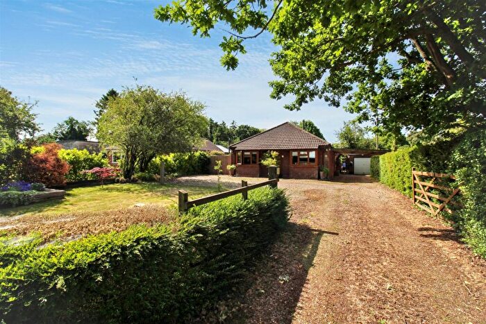 4 Bedroom Detached Bungalow For Sale In Aylsham Road, Cawston, NR10