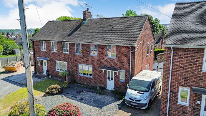 3 Bedroom Semi-Detached House For Sale In Wimbourne Crescent, Chesterfield, S41