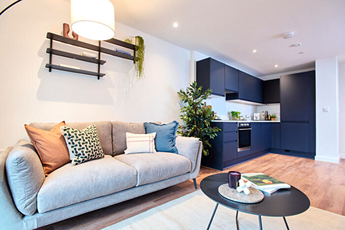 1 Bedroom Flat To Rent In Apo The Holloway, Blucher Street, Birmingham, B1