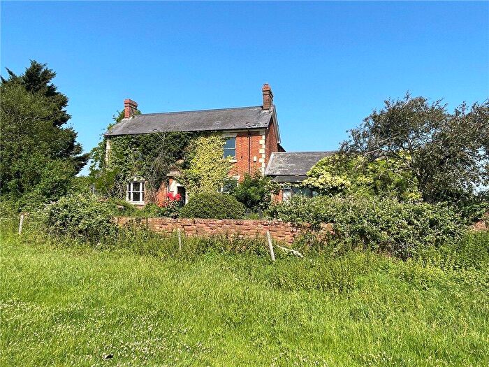 5 Bedroom Detached House For Sale In Middle Weald Farm, Middle Weald, Calverton, MK19