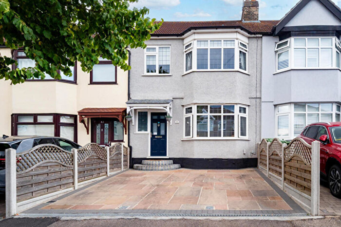 3 Bedroom Terraced House For Sale In Hornchurch, RM11