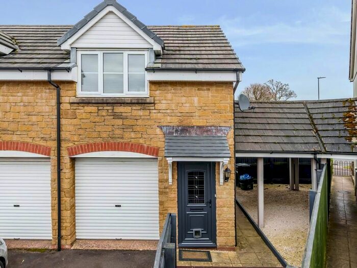 2 Bedroom Detached House For Sale In Adams Meadow, Ilminster, Somerset