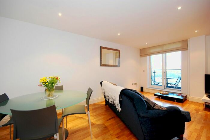 2 Bedroom Flat To Rent In The Boulevard, Imperial Wharf, London, SW6