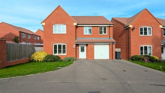 4 Bedroom Detached House To Rent In Oughton Close, Edwalton, NG12