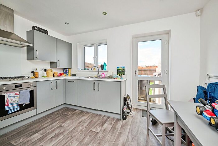 2 Bedroom End Of Terrace House For Sale In Martinet Close, Market Harborough, LE16