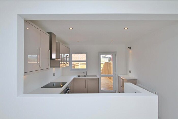 3 Bedroom Terraced House To Rent In Bridge Street, Newhaven, BN9