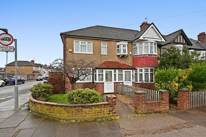 2 Bedroom End Terrace House For Sale In Victoria Road, Ruislip, HA4