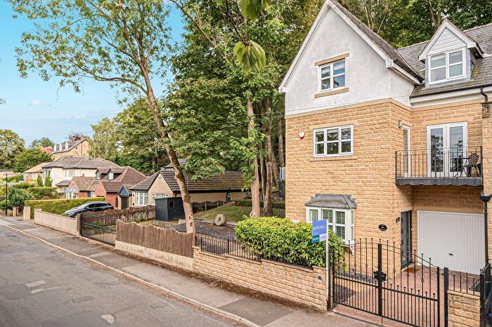 4 Bedroom Semi-Detached House For Sale In Oakdale, Harrogate, HG1