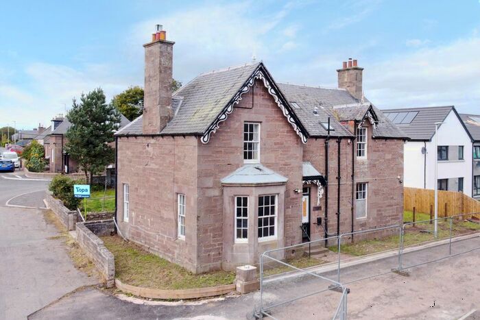 5 Bedroom Detached House For Sale In Hillside, Montrose, DD10