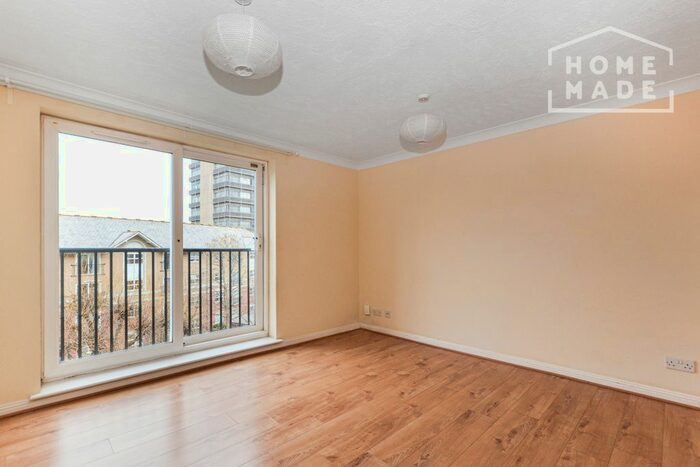 2 Bedroom Flat To Rent In Scarbrook Road, Croydon, CR0