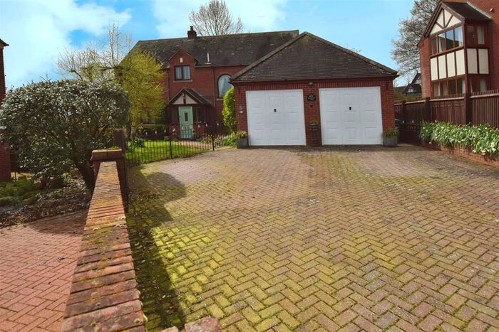 4 Bedroom Detached House For Sale In Greene Close, Wistanstow, Craven Arms, SY7