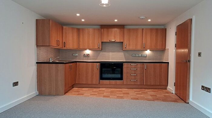 1 Bedroom Flat To Rent In Longstone Hill, Carbis Bay, St. Ives, TR26