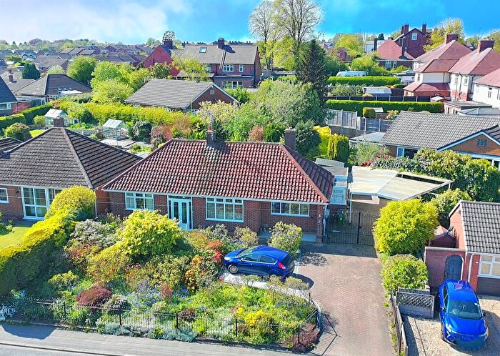 2 Bedroom Detached Bungalow For Sale In Steam Mill Lane, Ripley, DE5