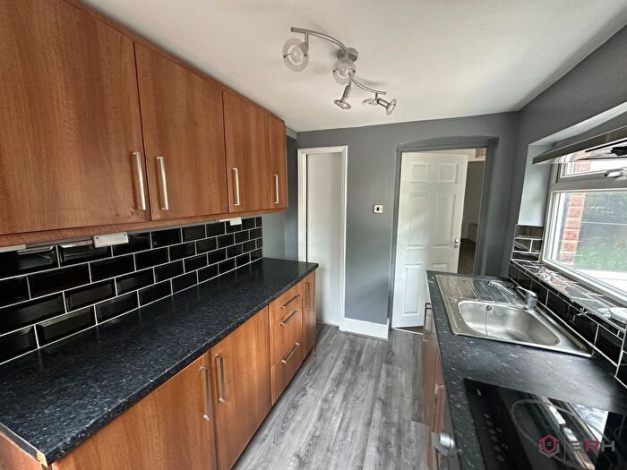 2 Bedroom End Of Terrace House To Rent In Grange Avenue, Doncaster, DN4