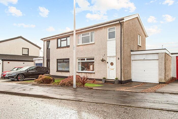 3 Bedroom Semi Detached House For Sale In Roxburgh Place, Stenhousemuir, FK5