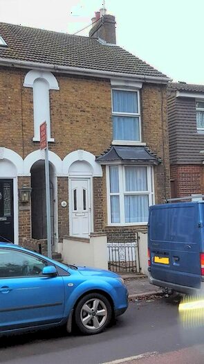 2 Bedroom Terraced House To Rent In Whitstable Road, Kent, ME13