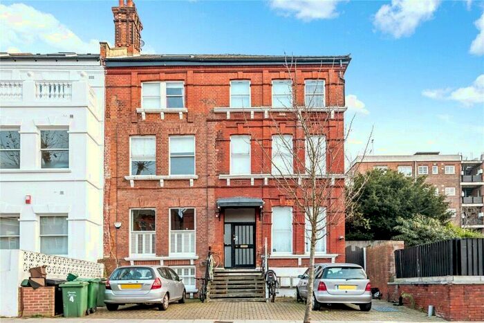 2 Bedroom Apartment To Rent In Minster Road, Cricklewood, NW2