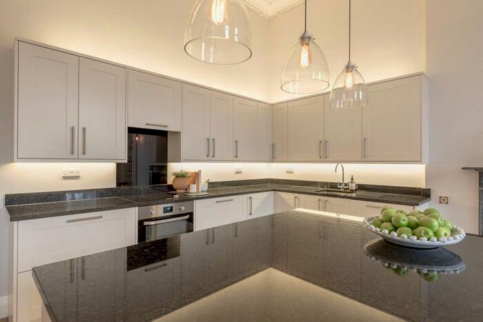 3 Bedroom Flat To Rent In Nelson Street, New Town, Edinburgh, EH3