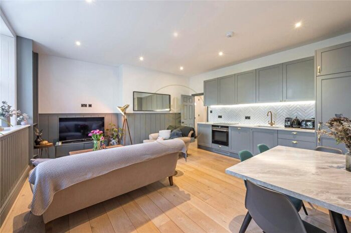 2 Bedroom Apartment To Rent In Oak Hill House, Oak Hill Park, Hampstead, London, NW3