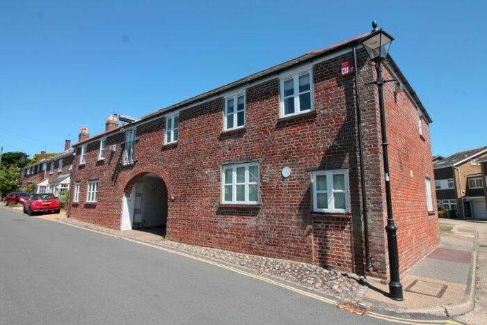 3 Bedroom Property To Rent In King Street, Emsworth, PO10
