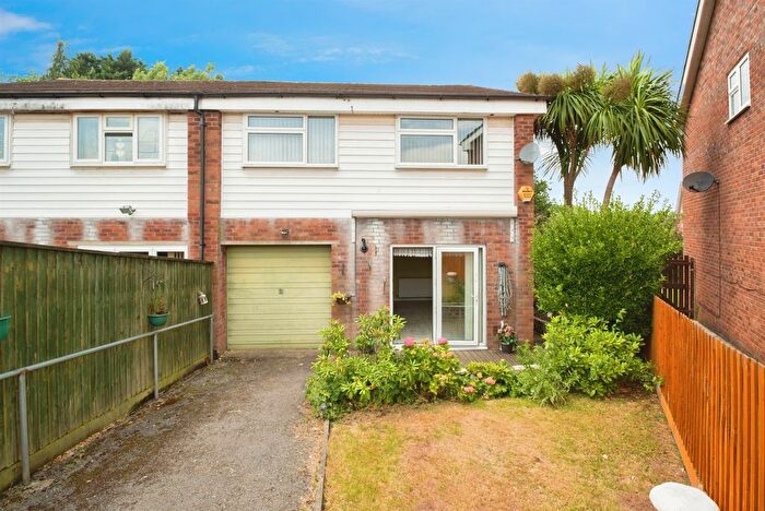 4 Bedroom Semi-detached House For Sale In Ty Cerrig, Cardiff, CF23