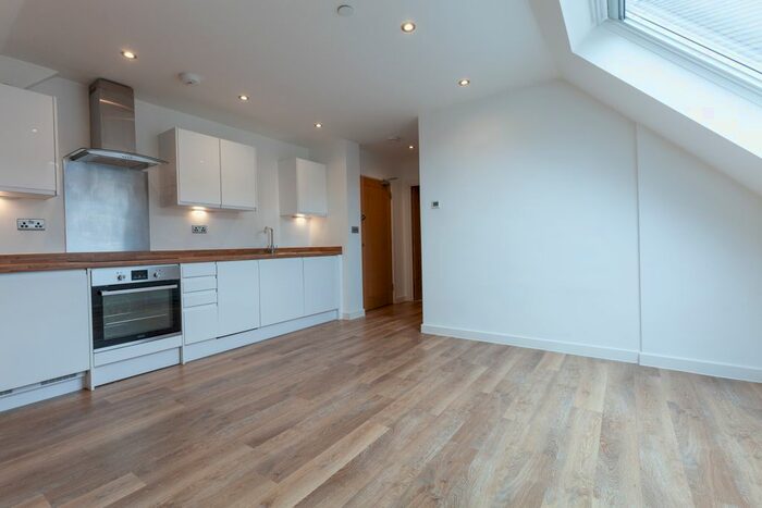 1 Bedroom Flat To Rent In Abbey Yard, Old Station Yard, Abingdon, Oxfordshire, OX14