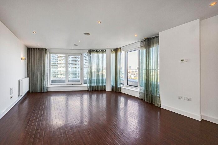 2 Bedroom Duplex To Rent In Western Gateway, Alaska Apartments, E16