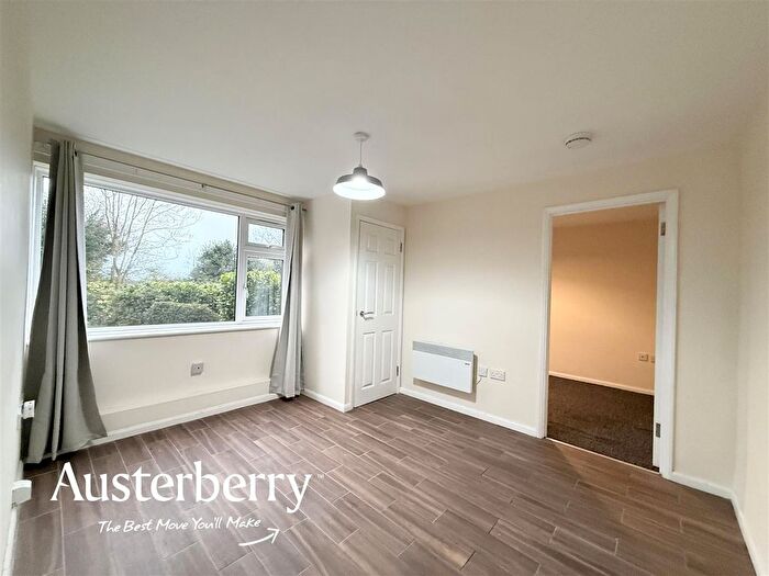 1 Bedroom Flat To Rent In Tollgate Court, Trentham Road, Blurton, Stoke-On-Trent, Staffordshire, ST3