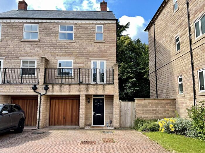 4 Bedroom End Of Terrace House For Sale In Hawthorne Mews, Sheffield, S10