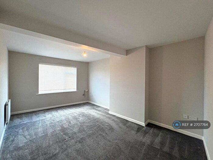 2 Bedroom Flat To Rent In Ashley Road, Poole, BH14