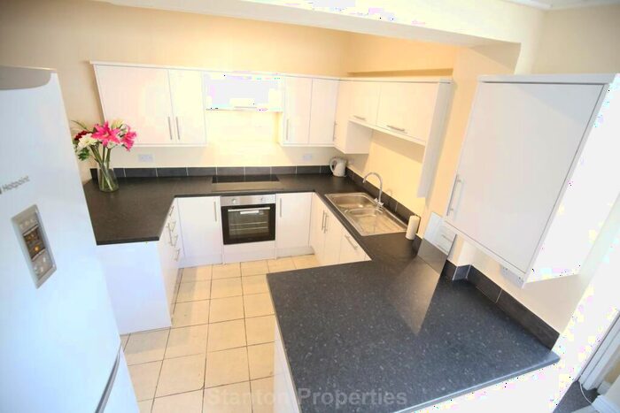 6 Bedroom Terraced House To Rent In &#; Per Person Per Week Including Bills, Milverton Road, Victoria Park, M14