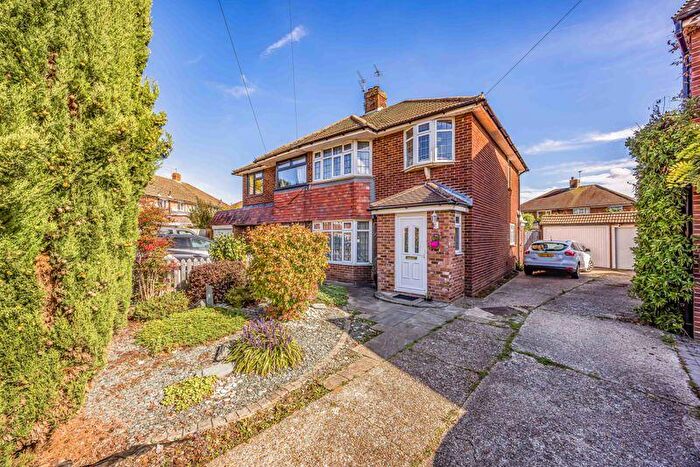 3 Bedroom Semi-Detached House For Sale In Prinsted Crescent, Farlington, PO6